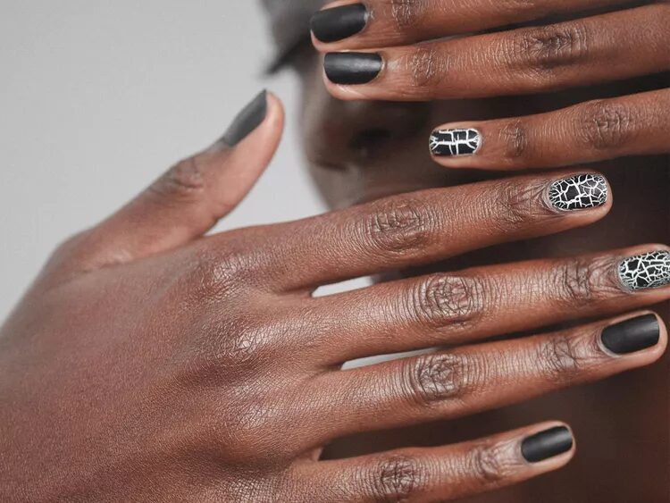 Crackle Nail Polish Is Back: The 2025 Comeback You Didn’t See Coming