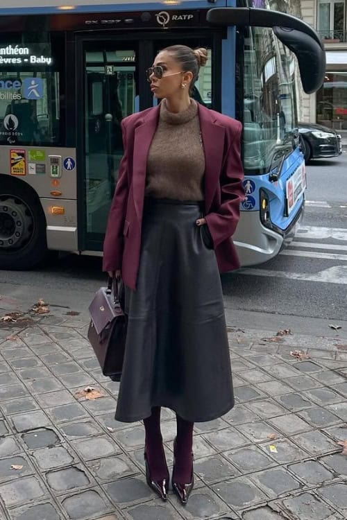 Monochromatic Outfit Ideas for Professional Settings