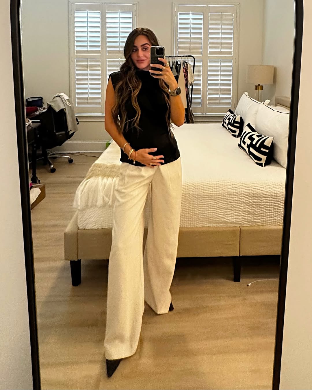 An outfit featuring relaxed layers for everyday comfort and style.