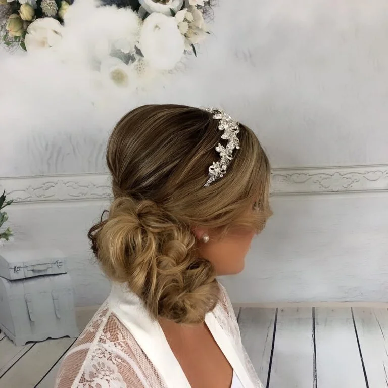 Soft Romantic Side Bun