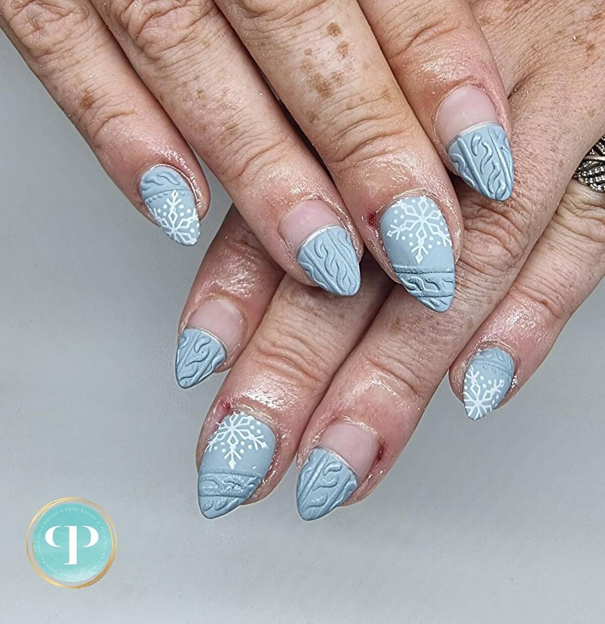 Elegant Winter Almond Nails In Matte White And Grey For A Minimalist Vibe 26 .....