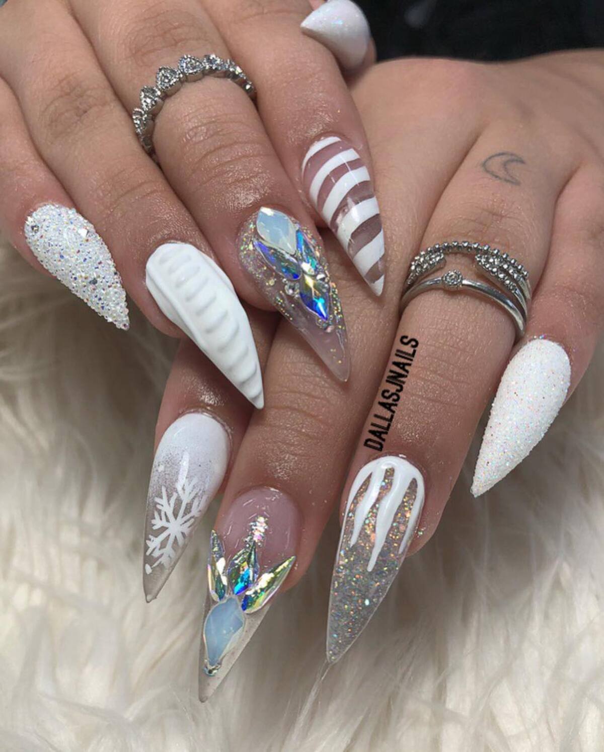 26. Winter Wonderland Glam