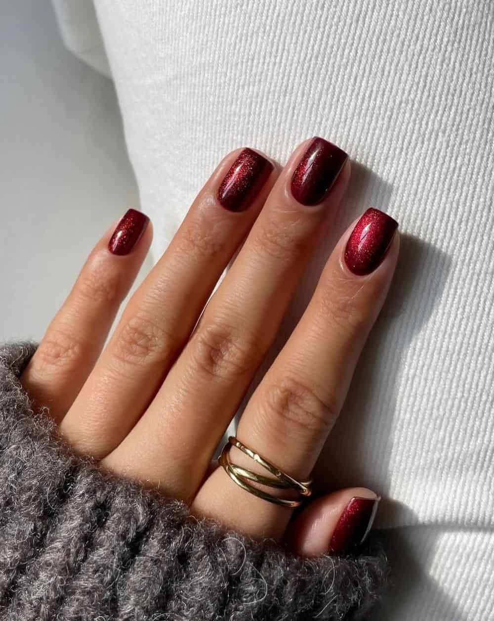 19. Glossy Black Statement