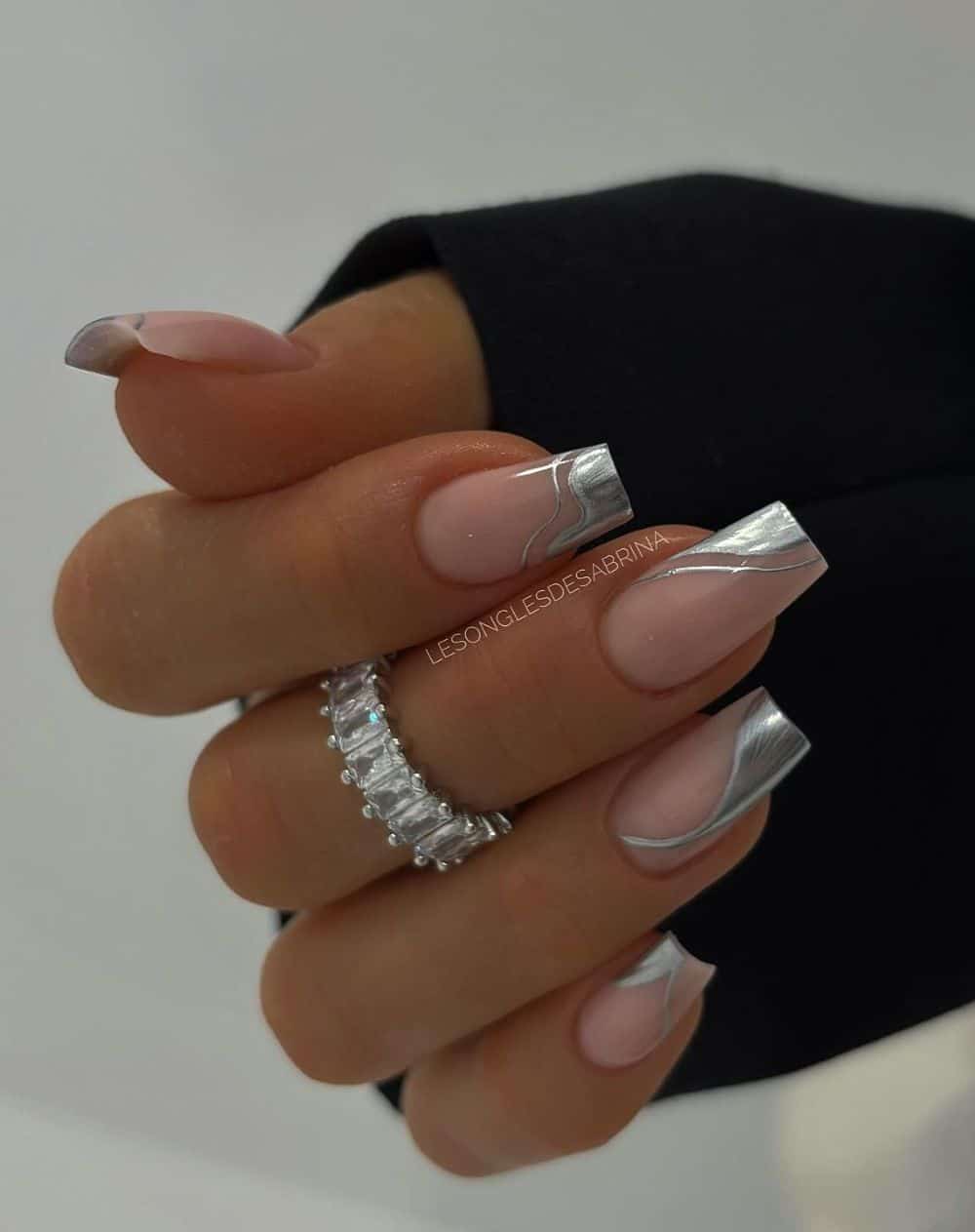 Silver Waves + Lines