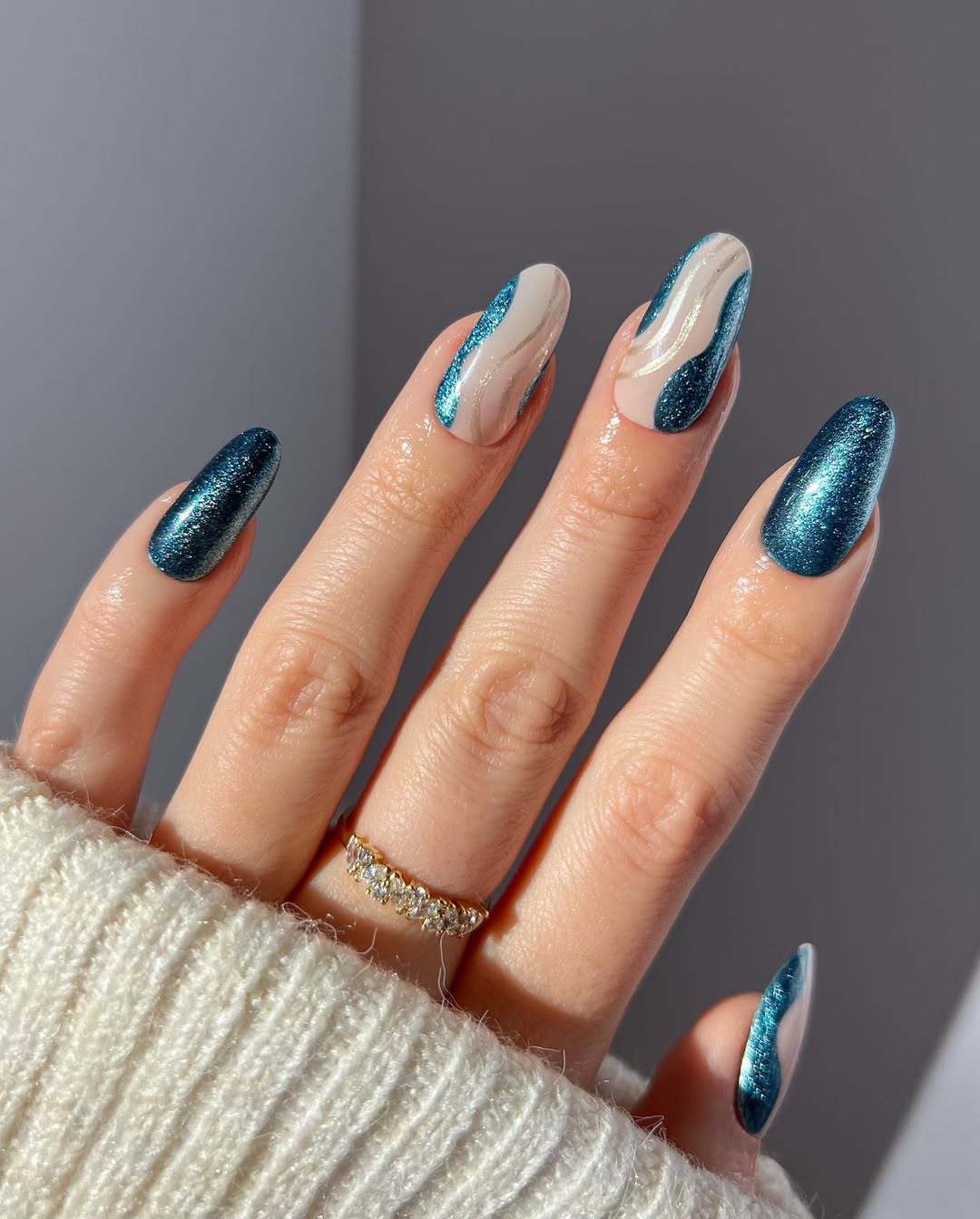 pop_polished - winter nails 2025 - winter nail designs