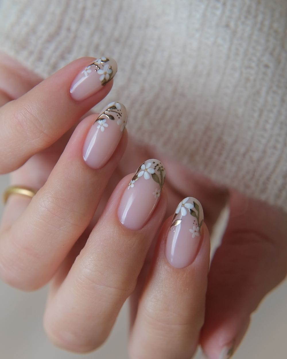 Faux French nails with floral and metallic details