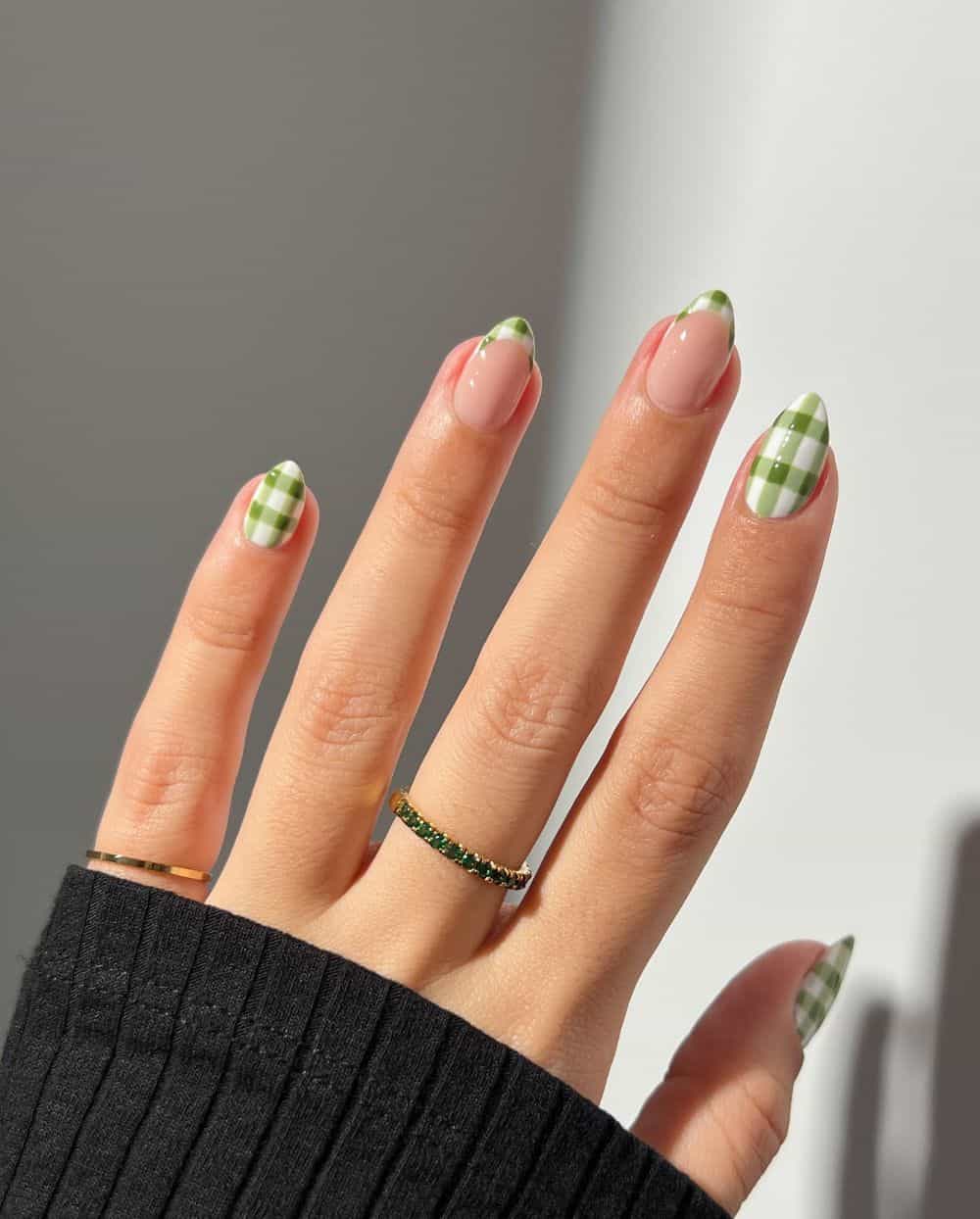 Green gingham nails