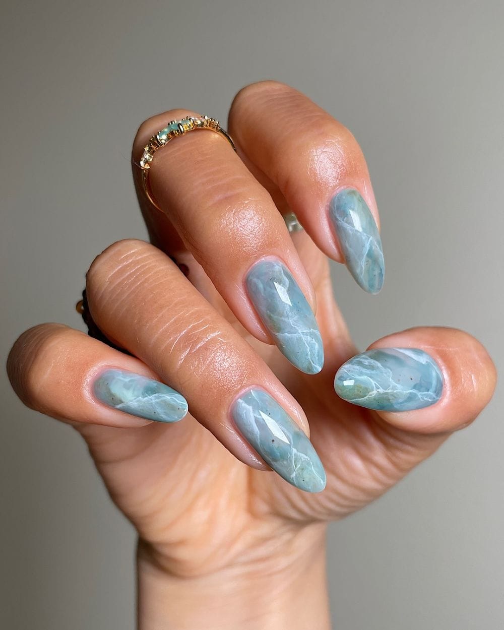 Marbled jade nails