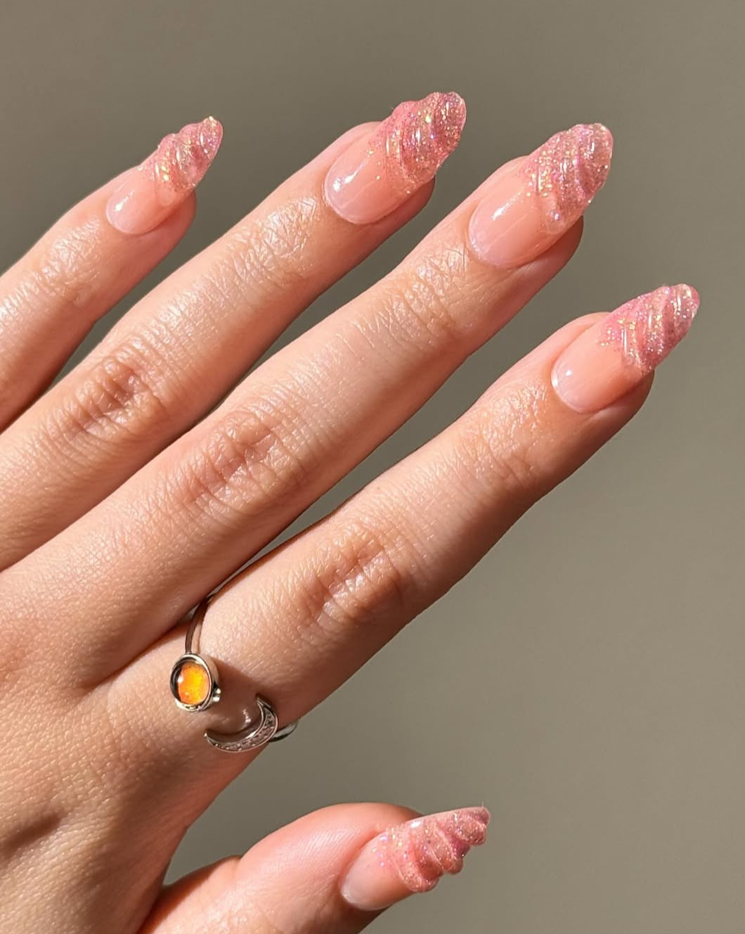 Pearl Tide Textured Shine Nails