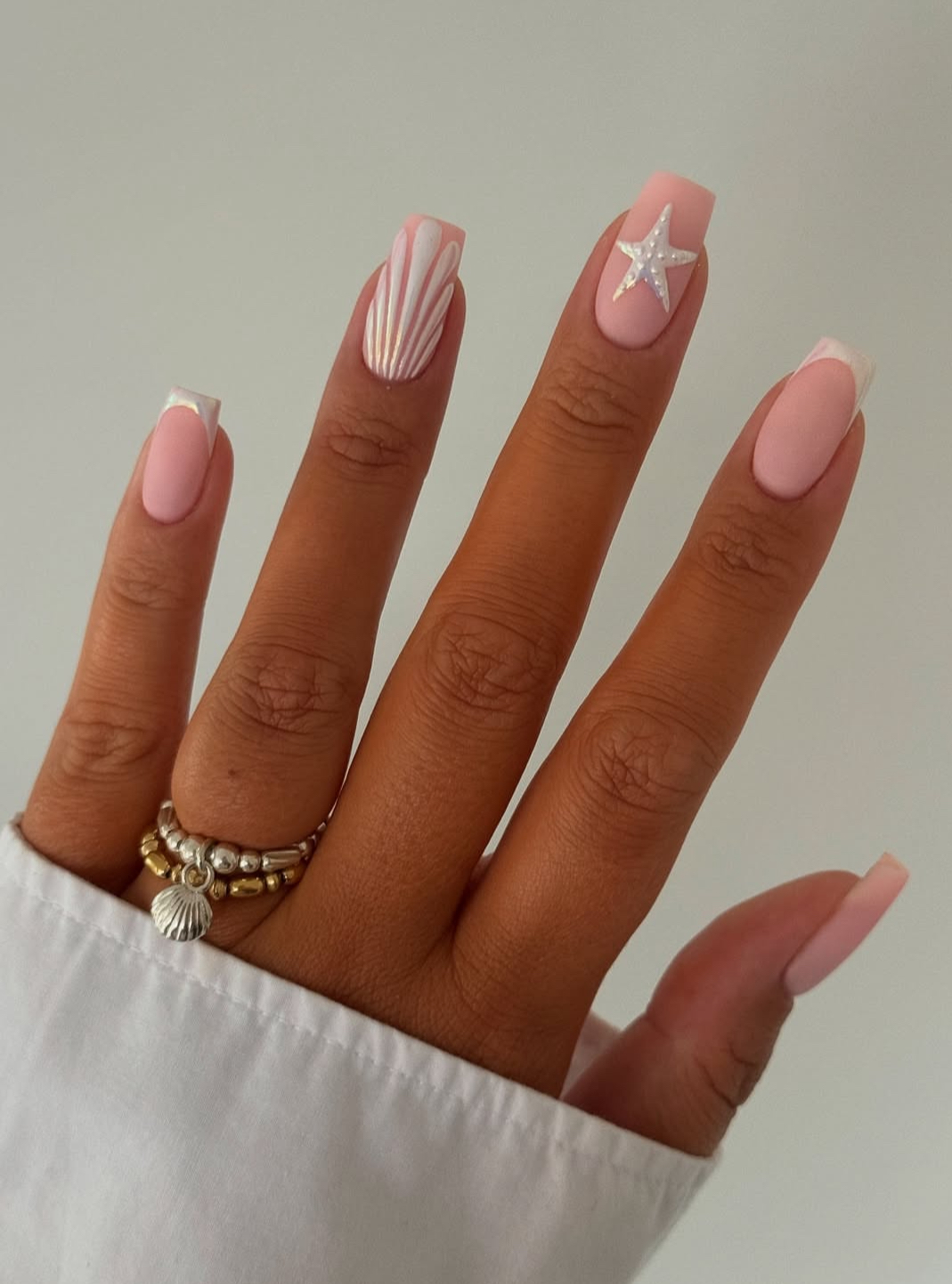 Seashell Stardust Serenity Nails