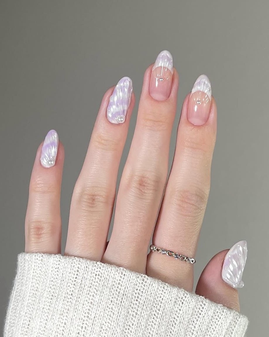 Lavender Shell Luminescence Nails