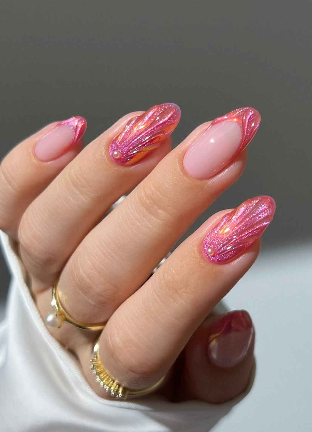 Sunset Shell Shimmer Nails