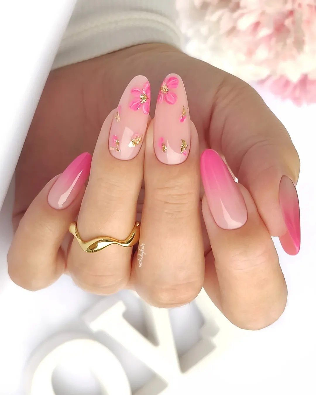 Lilac marble French tips